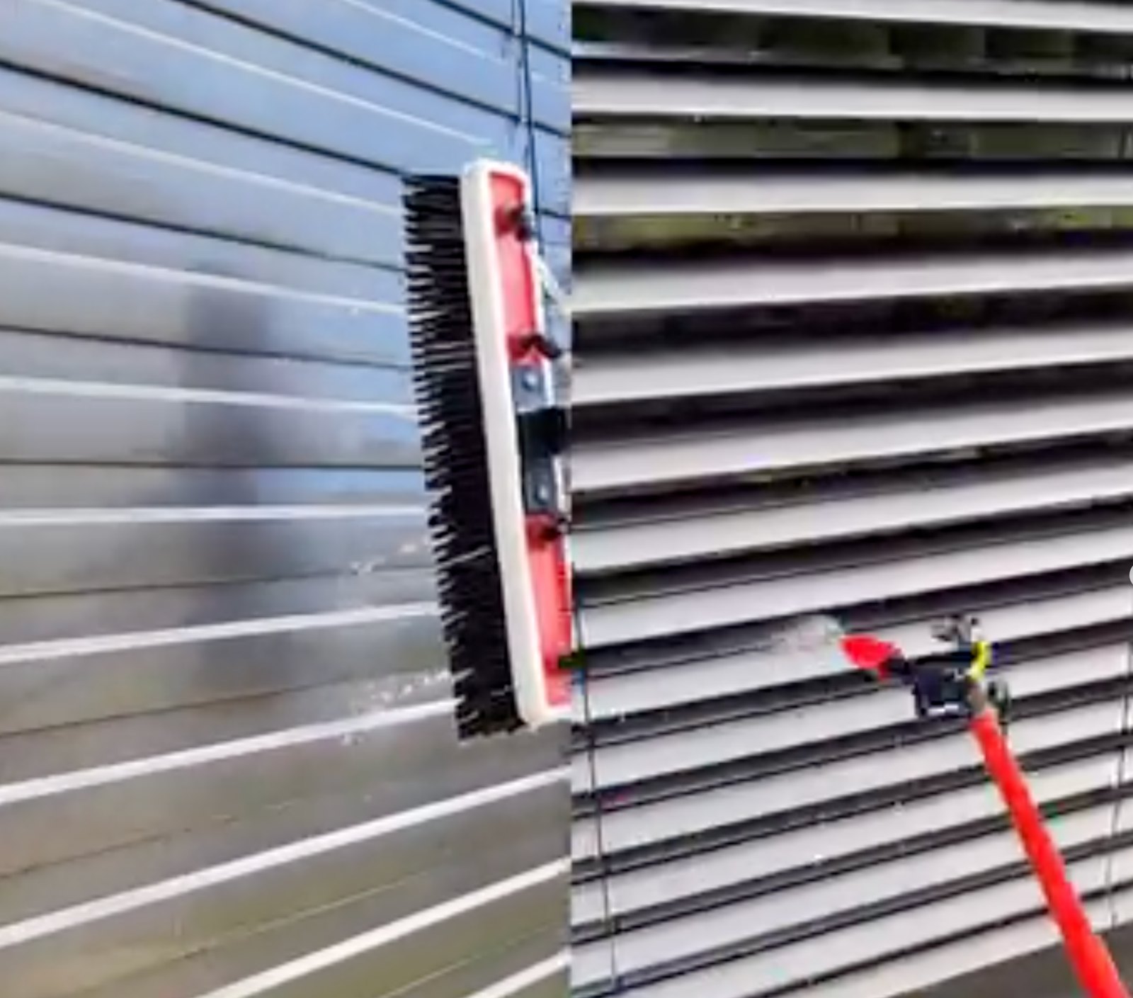 Limpeza de painéis solares